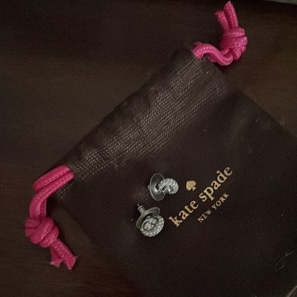 Kate Spade Love Knot stud earrings - Picture 2 of 3